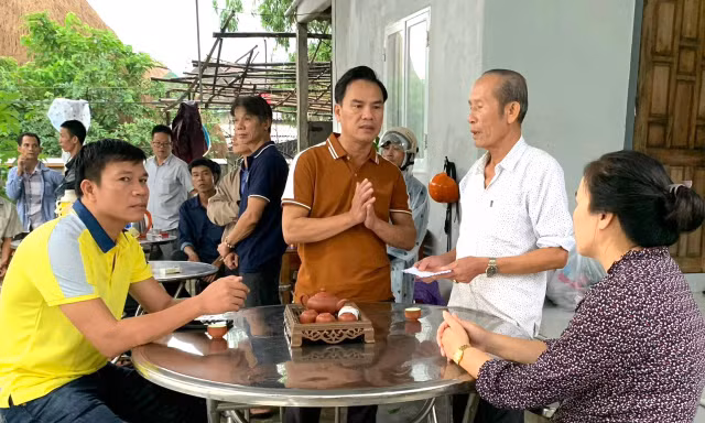 Đánh cá giữa mưa lũ, một người bị nước cuốn tử vong