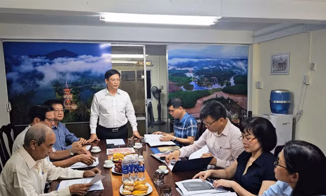 Huế cẩn trọng phục hồi ngai vua triều Nguyễn 