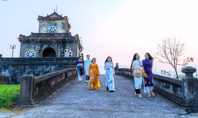 Tạm đóng cửa tham quan di tích Thượng thành Huế về đêm