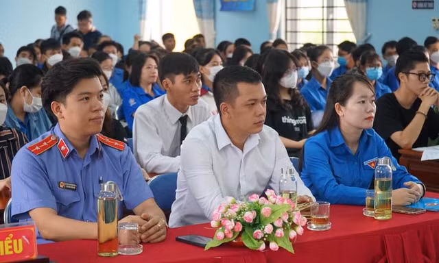 Giáo dục pháp luật trong đoàn viên, thanh niên thông qua phiên tòa giả định