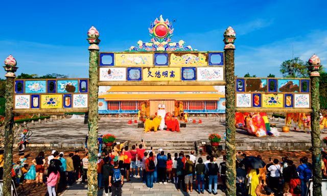 Mùng Một Tết vào Đại nội Huế khám phá thú chơi cung đình của người xưa