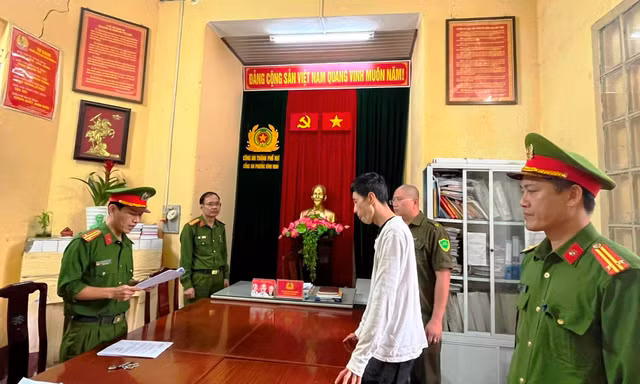 Bắt đối tượng trộm xe máy của người cha đưa con đi cấp cứu