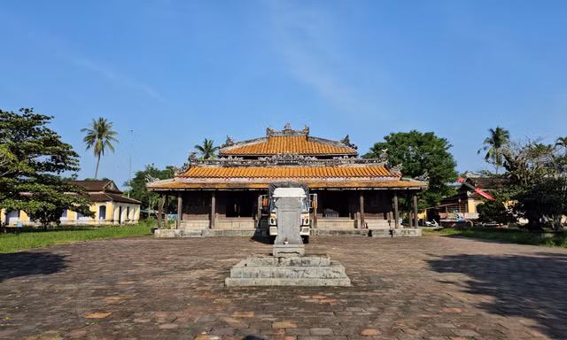 Di tích Quốc Tử Giám hiện do ai quản lý?