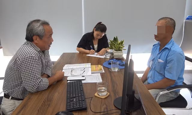 Xử lý lái xe xích lô ‘chặt chém’ du khách nước ngoài khi tham quan Huế