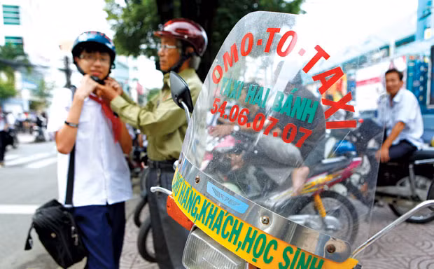 Hầu hết phụ huynh thích người đứng tuổi, thường cẩn thận, chạy xe an toàn.