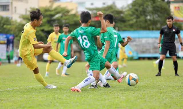 Sông Lam Nghệ An bảo vệ thành công ngôi vô địch giải U13 toàn quốc
