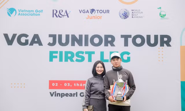Đoàn Uy bảo vệ thành công ngôi vô địch chặng 1 VGA Junior Tour