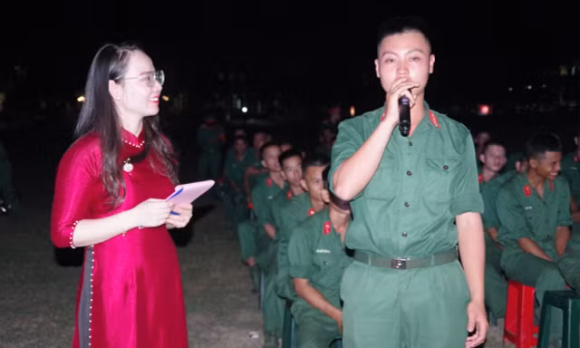 Tăng cường phổ biến, giáo dục pháp luật cho thanh niên Quân đội