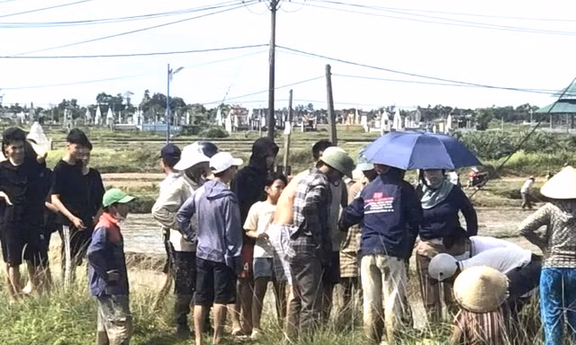 Rơi xuống kênh mương nội đồng, một học sinh chết đuối