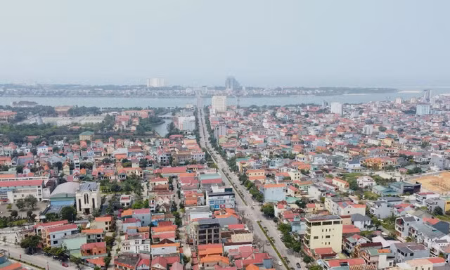 Gần 1.200 cán bộ tỉnh Quảng Trị có nhu cầu bố trí nhà công vụ ở Quảng Bình
