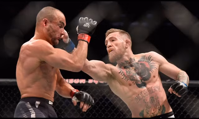 Những pha ra đòn khiến cả thế giới 'choáng váng' của Conor McGregor