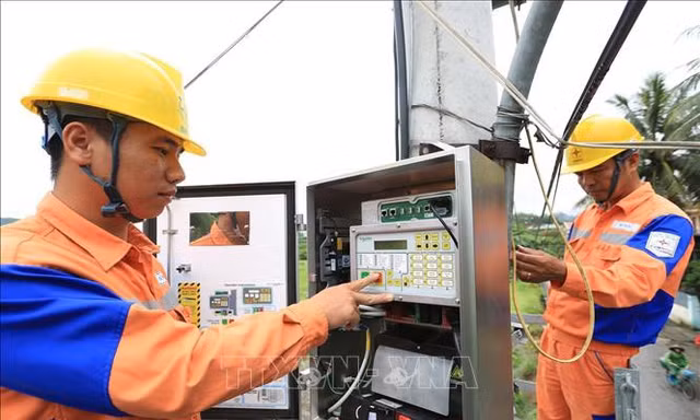 Đề xuất điện một giá cao nhất 2.889 đồng/kWh