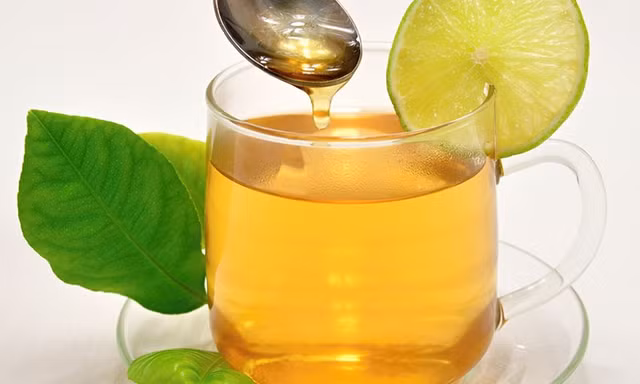 Lợi ích khi uống một cốc nước chanh mật ong vào buổi sáng