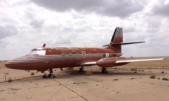 Nghĩa địa máy bay ở vùng đất UFO nổi tiếng