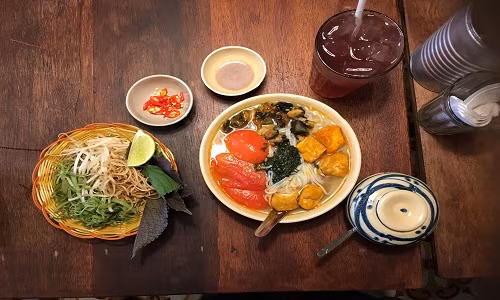 Mê ẩm thực và nét đẹp cổ xưa Hà Nội? Đây là những địa chỉ bạn cần ghé qua!