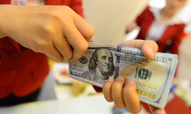 Ngân hàng Nhà nước lý giải việc tăng giá bán USD