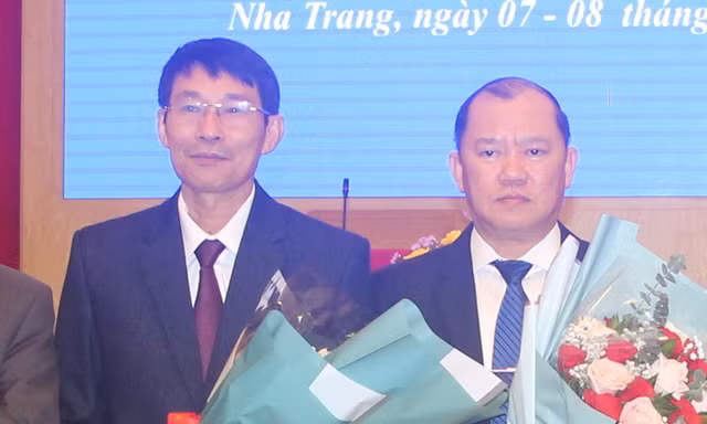 Khánh Hoà bầu bổ sung hai phó chủ tịch UBND tỉnh
