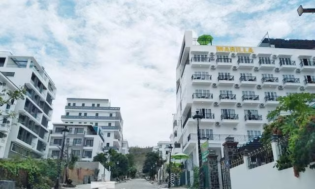 Cưỡng chế hàng trăm nhà ở, biệt thự xây trái phép tại Nha Trang
