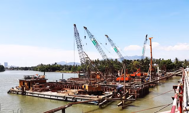 Thi công dự án Đập ngăn mặn sông Cái Nha Trang