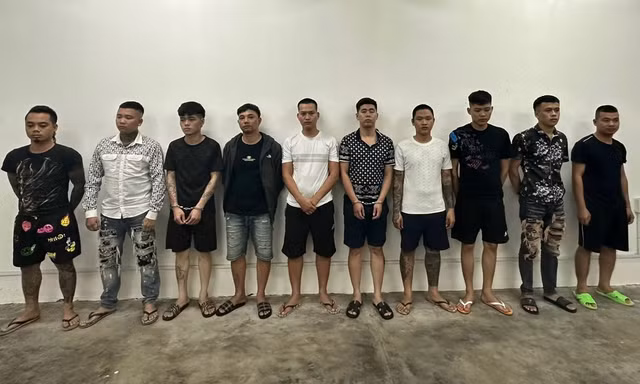 Phú Yên bắt nhóm người cho vay tiền tỷ với lãi suất đến 800%/năm 