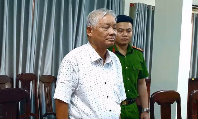 Khởi tố nguyên Chủ tịch UBND tỉnh Phú Yên Phạm Đình Cự
