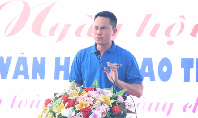 Văn hóa giao thông phải bằng những việc làm cụ thể 