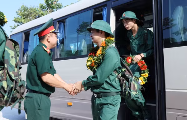 Nhiều chiến sĩ nhập ngũ là Đảng viên