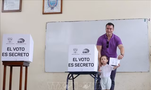 THẾ GIỚI 24H: Ecuador báo động cao về âm mưu ám sát tổng thống