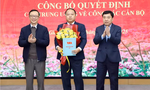 Ban Bí thư Trung ương Đảng chuẩn y nhân sự ở Hà Giang