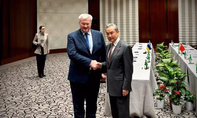 THẾ GIỚI 24H: Ukraine cảnh báo nguy cơ ‘bị đứng ngoài’ trong đàm phán với Nga, tìm kiếm sự ủng hộ của Trung Quốc