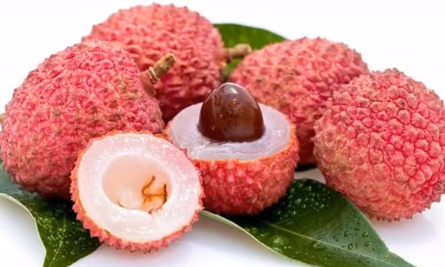 Tránh những điều ‘đại kỵ’ này khi ăn vải để không bị nóng hay ngộ độc