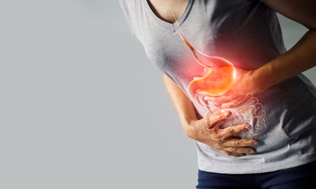 Đau dạ dày nên tránh tuyệt đối những thực phẩm này kẻo ngày càng đau, máu chảy 'ồ ạt'