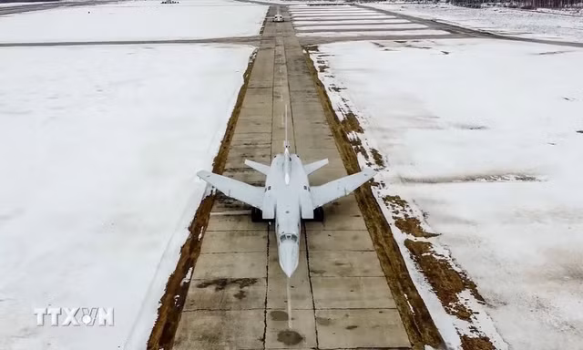 THẾ GIỚI 24H: Máy bay ném bom chiến lược Tu-22M3 của Nga rơi ở Siberia