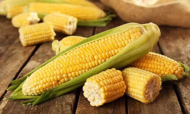 Những người nên tránh ăn ngô kẻo 'hại đủ đường'