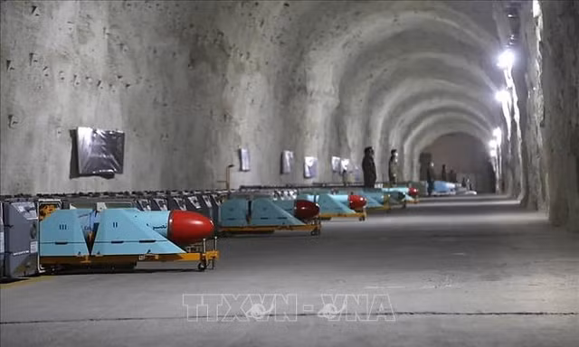 THẾ GIỚI 24H: Iran công bố ‘thành phố tên lửa’ trong lòng đất
