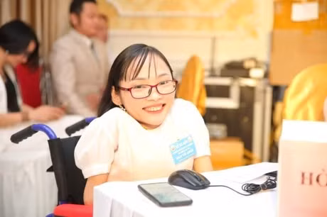 'Khuyết tật chỉ bất tiện thôi chứ không phải là bất hạnh'