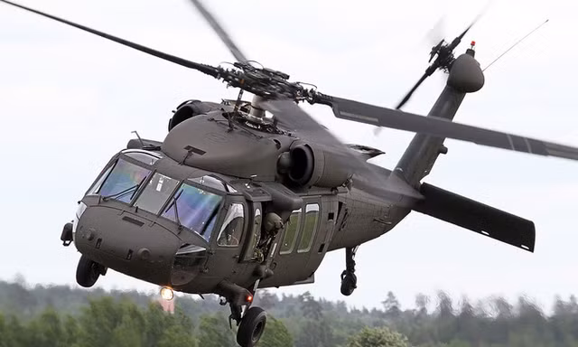 Trực thăng Black Hawk, cùng loại với chiếc máy bay chở cảnh sát Colombia gặp nạn. Ảnh: Airliners.net