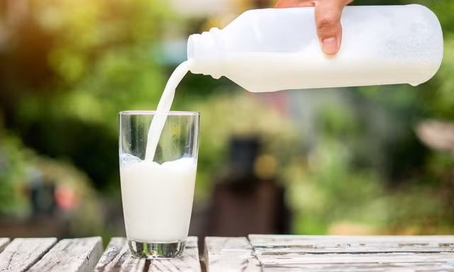 Phát hiện những dấu hiệu bất thường này nên dừng uống sữa ngay kẻo 'hối hận không kịp'