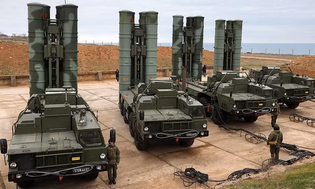 Hệ thống phòng thủ tên lửa S-400