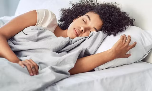Điều gì xảy ra trong não khi bạn ngủ? 