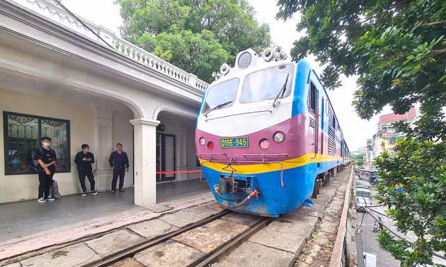 ‘Miếng bánh’ vận tải đường sắt ngày càng teo tóp 