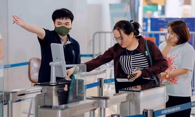 Chưa mở rộng ứng dụng VNeID thay giấy tờ đi máy bay