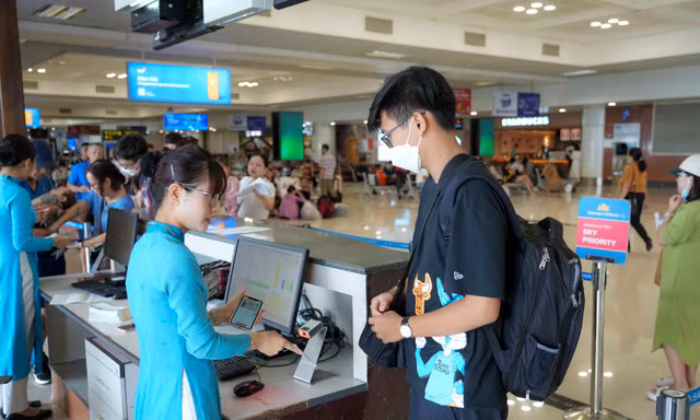 Những vấn đề cần lưu ý khi dùng ứng dụng VNeID đi máy bay