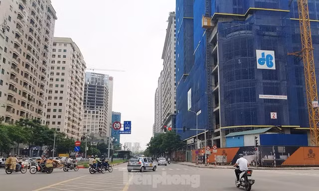 Hà Nội cho phép các công trình, dự án thi công trở lại