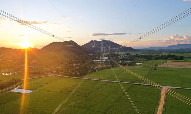 Đóng điện đường dây 500kV Quảng Trạch – Quỳnh Lưu: Thông tuyến toàn bộ đường dây 500kV mạch 3