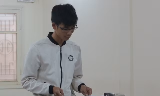 Bị cáo Vũ Văn Quyền tại phiên tòa.