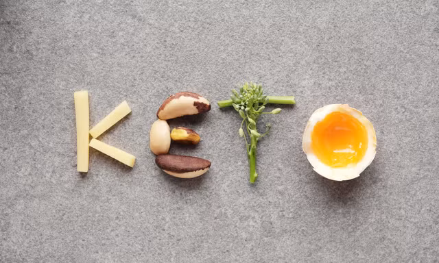 Người bệnh ung thư có nên theo chế độ ăn keto không?