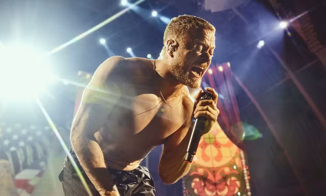 Bộ phim để đời của nhóm rock gây chấn động toàn cầu