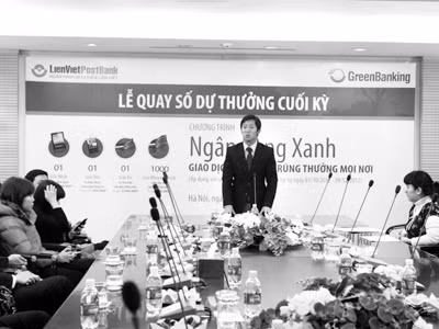 “Ngân hàng Xanh - Giao dịch mọi lúc, trúng thưởng mọi nơi”