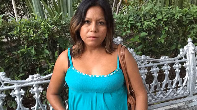 Alejandra Mendiola đang rất lo sợ mình bị nhiễm HIV từ bố của đứa trẻ cô mang thai hộ 